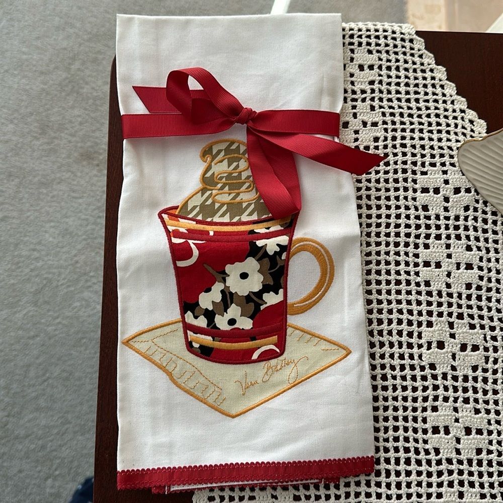 Vera Bradley Bittersweet Tea Towel NWT